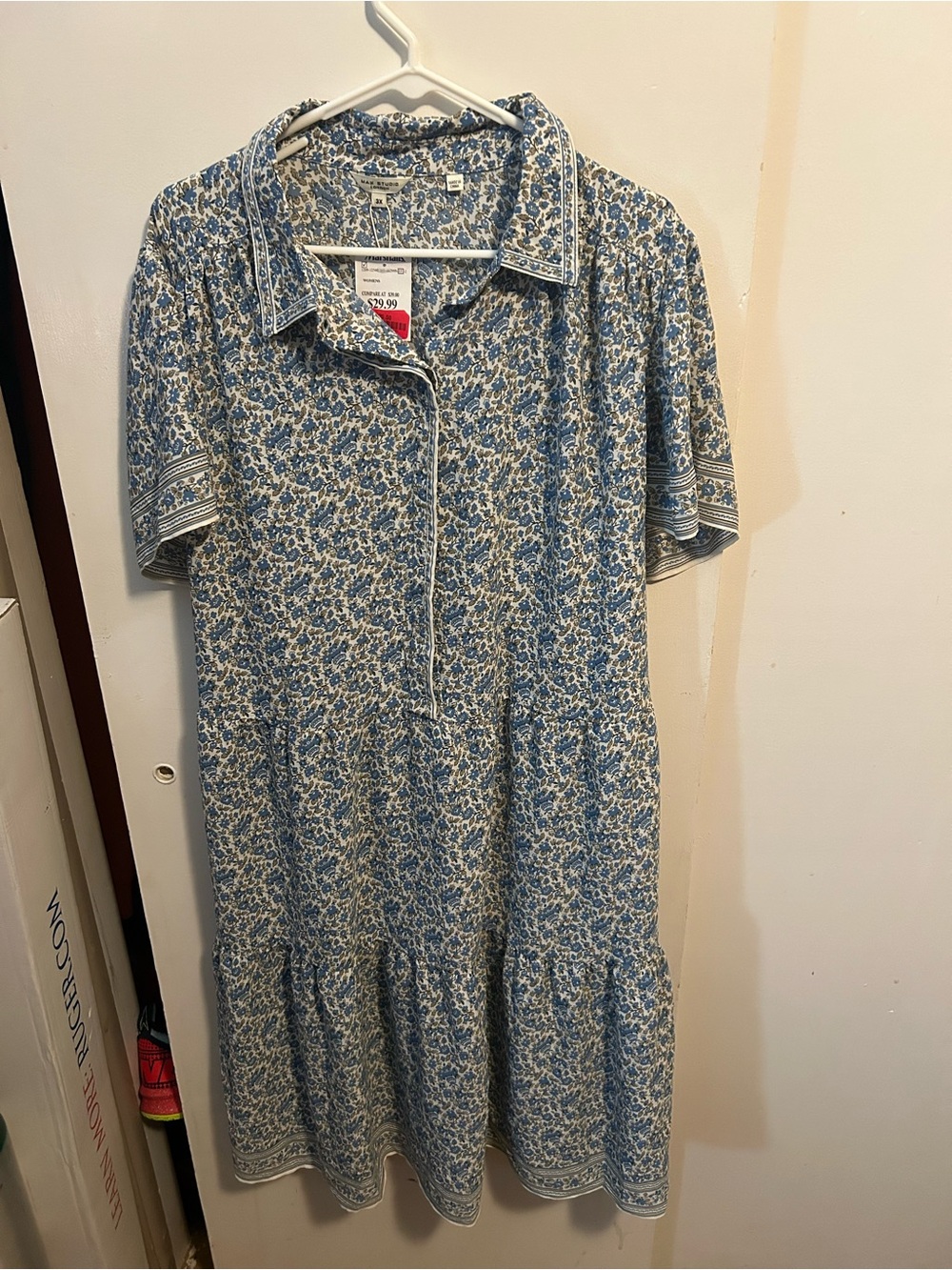 Max Studio Blue and Cream Floral Collared Short-Sleeve Dress